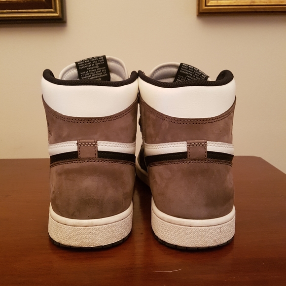 AIR JORDAN 1 "DARK MOCHA" - Picture 3 of 8